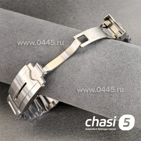 Часы  Tudor Black Bay  (24500)