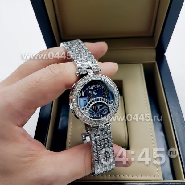Часы Van Cleef & Arpels (07805) Часы Van Cleef & Arpels (07805)